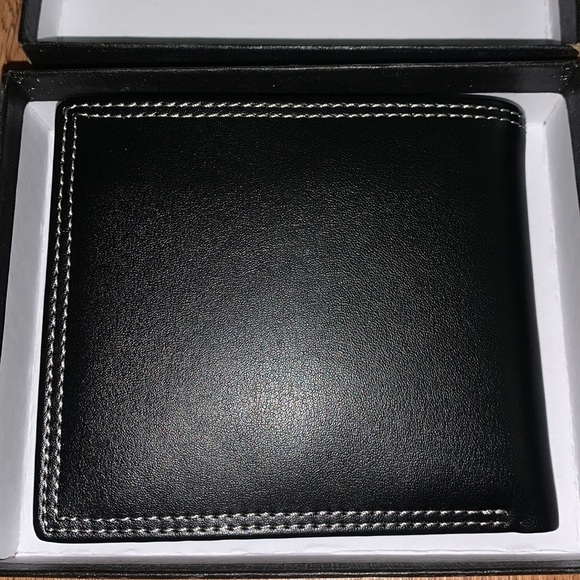 Black Stitched Men’s Wallet - Picture 4 of 4